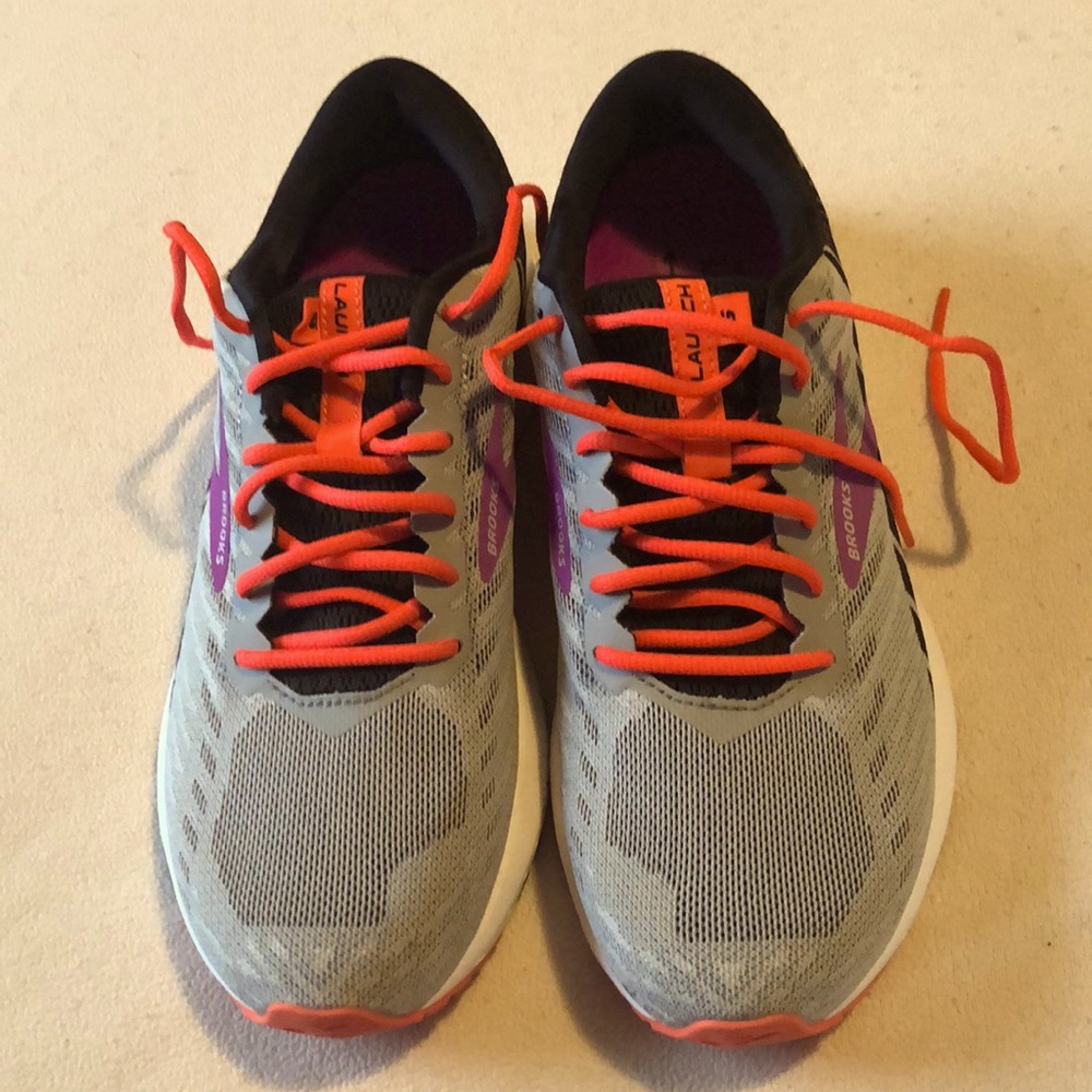 Brooks Tennis Shoes